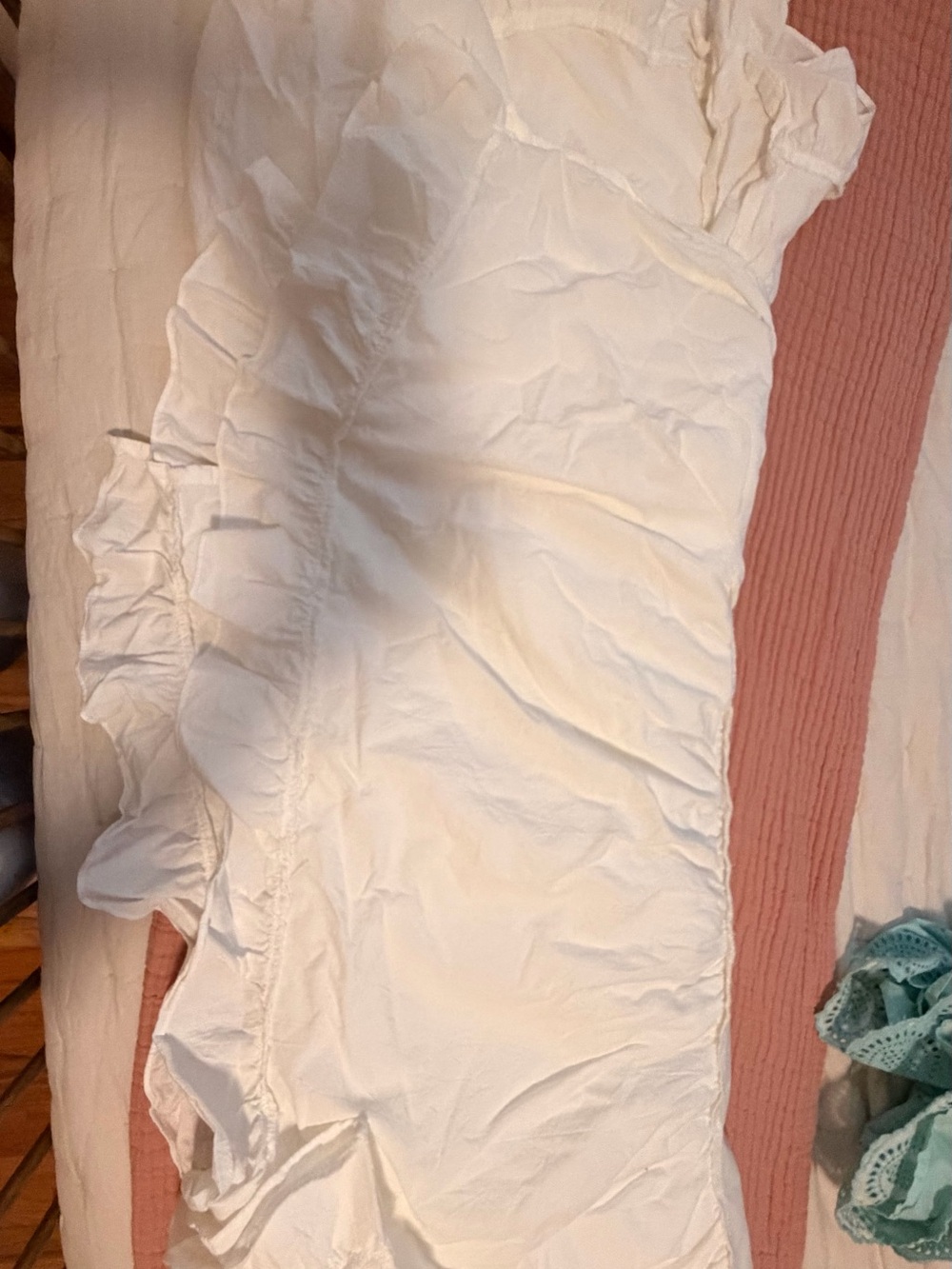 Child crib skirt- cotton